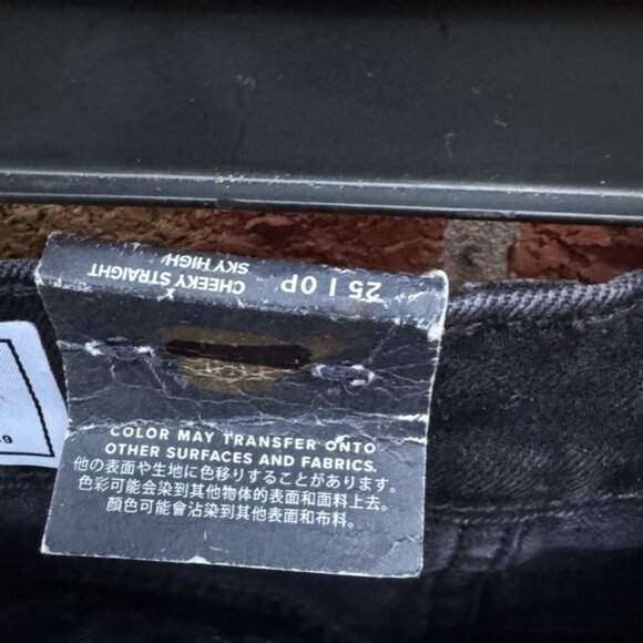 GAP Sky High Rise Cheeky Straight Black Jeans - Picture 8 of 9